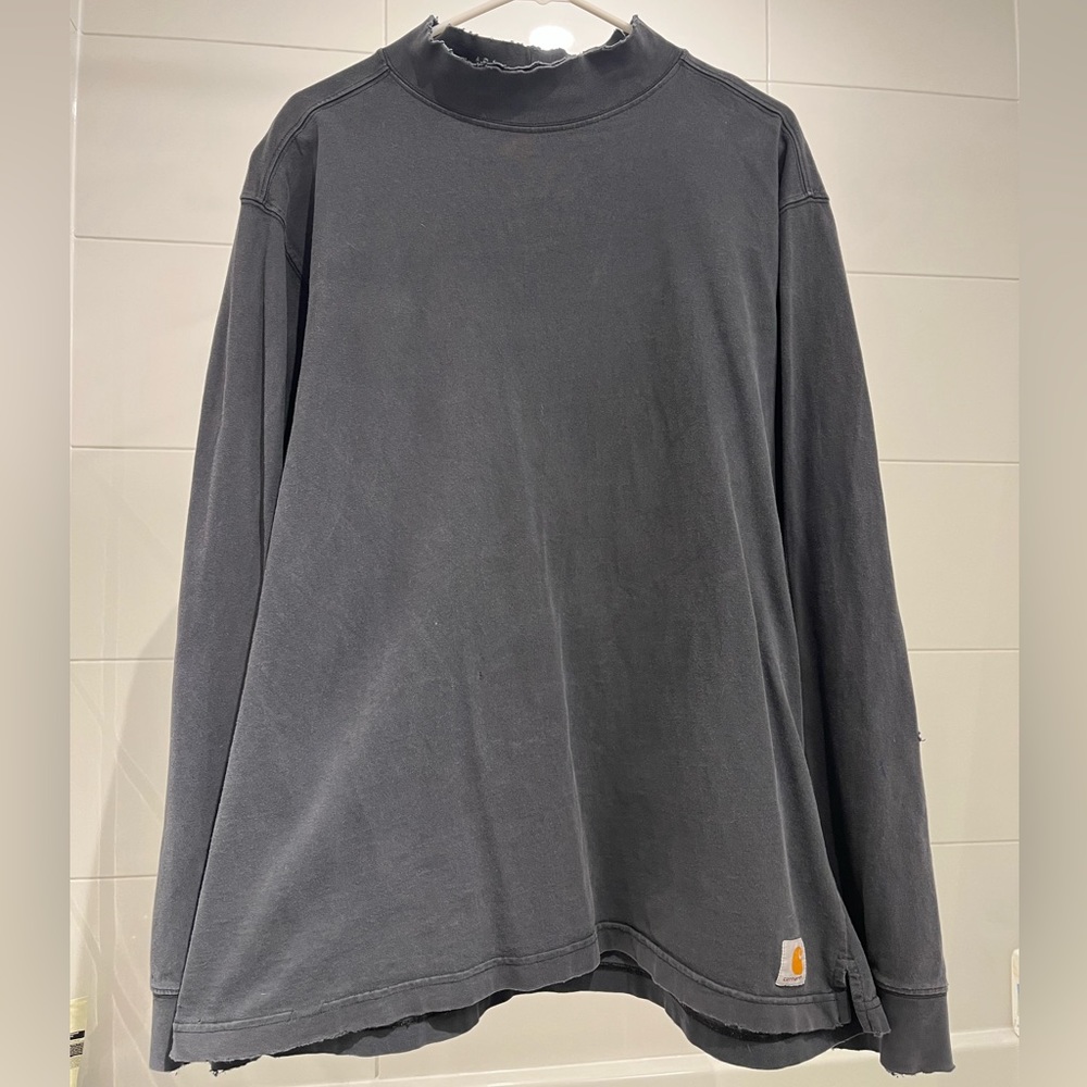 Distressed Carhartt Turtleneck XL